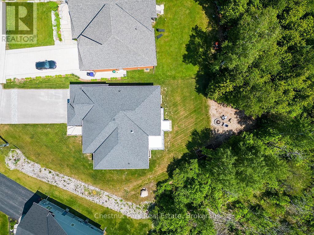 2237 Shore Lane, Wasaga Beach, ON - Outdoor