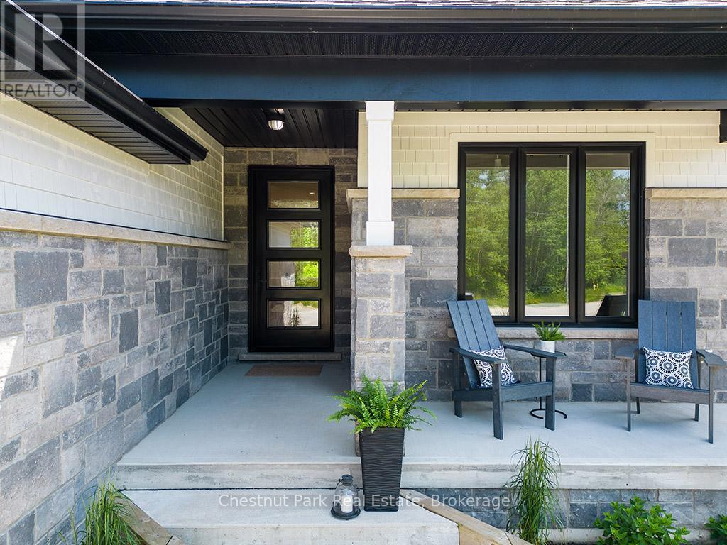 2237 Shore Lane, Wasaga Beach, ON - Outdoor