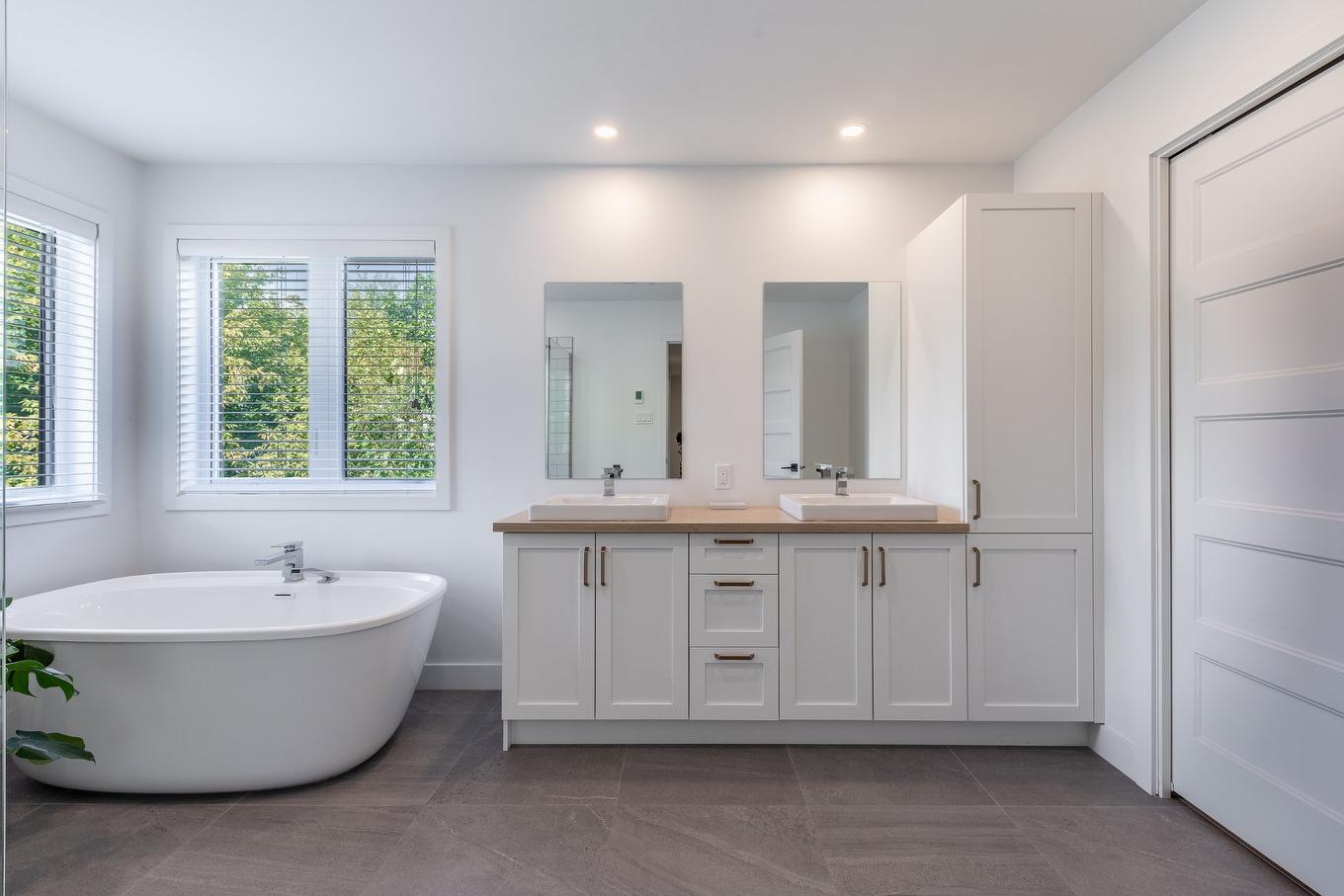 Ensuite bathroom - 1028 Rue Bissonnette, Saint-Blaise-Sur-Richelieu, QC - Indoor Photo Showing Bathroom