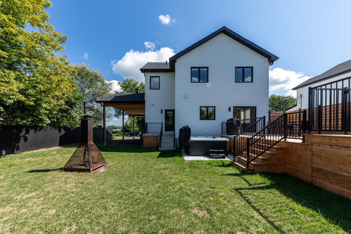 Back facade - 1028 Rue Bissonnette, Saint-Blaise-Sur-Richelieu, QC - Outdoor