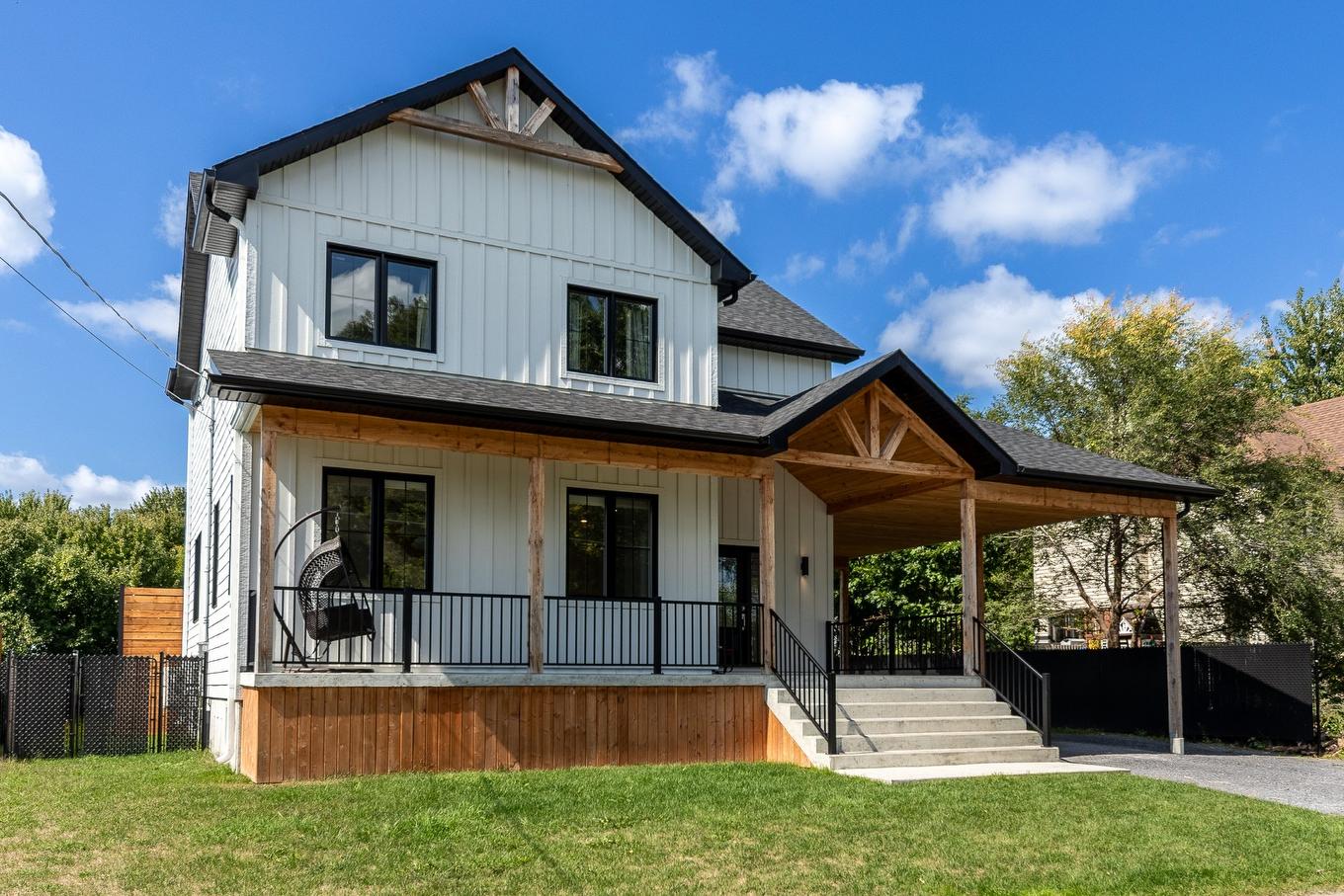 Frontage - 1028 Rue Bissonnette, Saint-Blaise-Sur-Richelieu, QC - Outdoor With Deck Patio Veranda