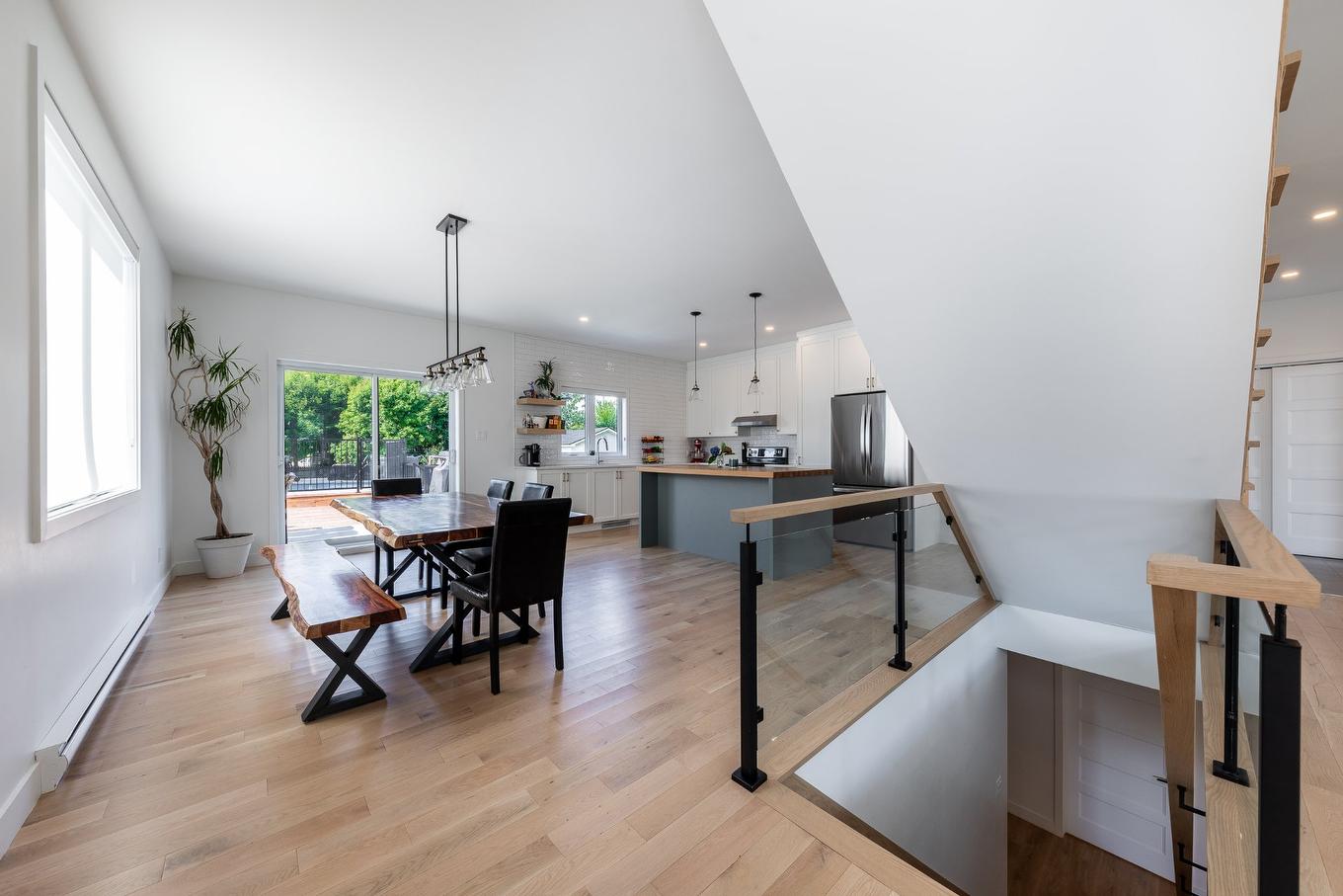 Dining room - 1028 Rue Bissonnette, Saint-Blaise-Sur-Richelieu, QC - Indoor Photo Showing Other Room