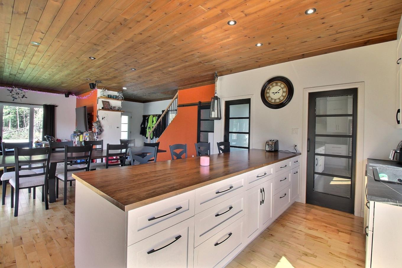 Kitchen - 812 Rg Watford, Saint-Benjamin, QC - Indoor Photo Showing Other Room