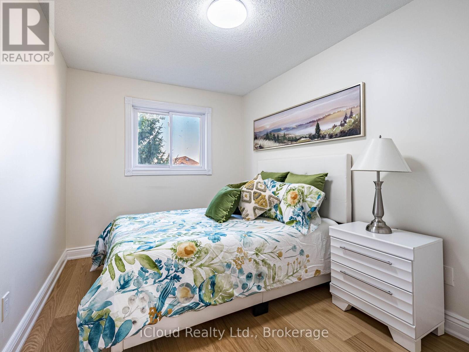 5238 Alicante Street, Mississauga, ON - Indoor Photo Showing Bedroom