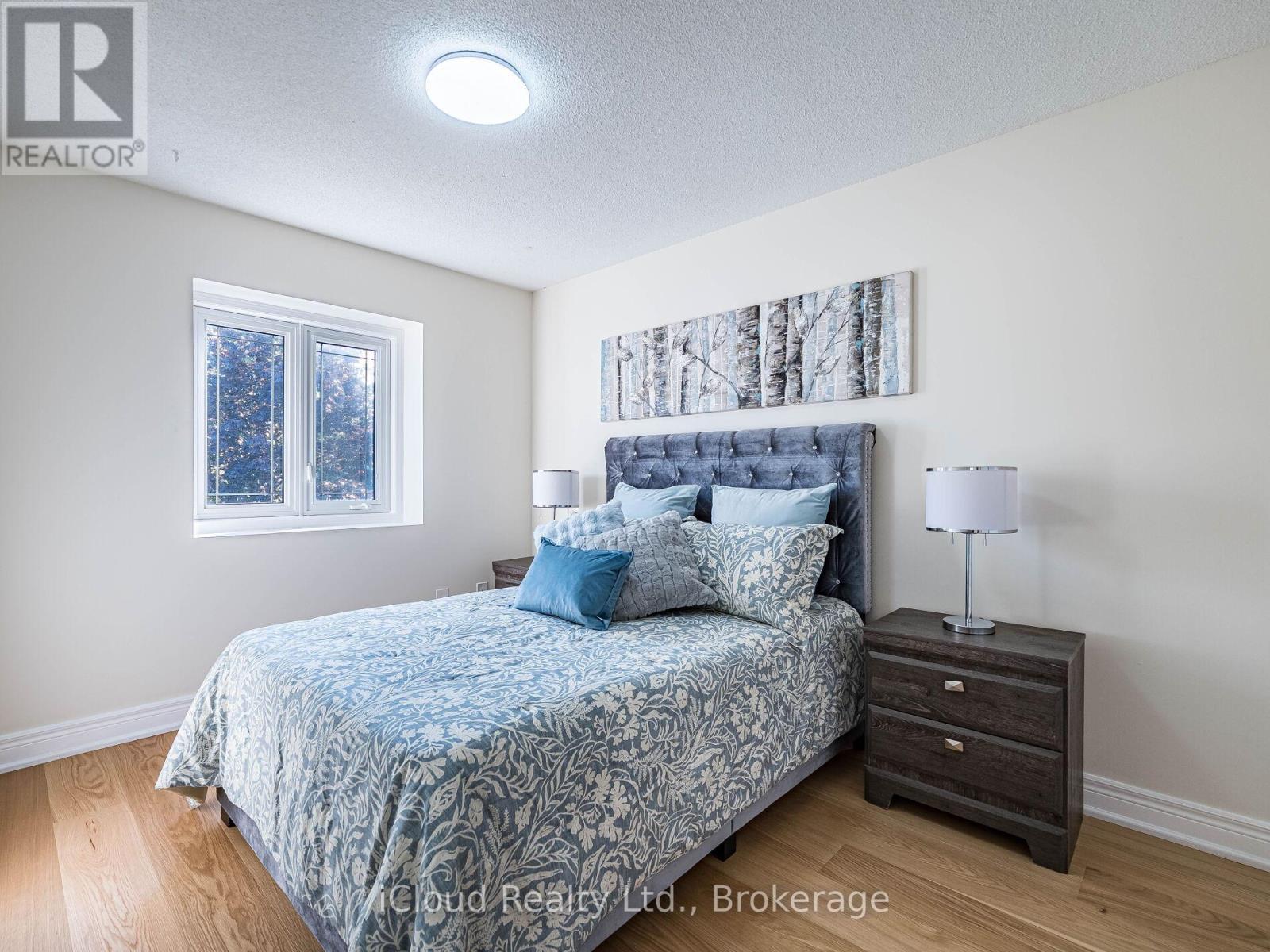 5238 Alicante Street, Mississauga, ON - Indoor Photo Showing Bedroom