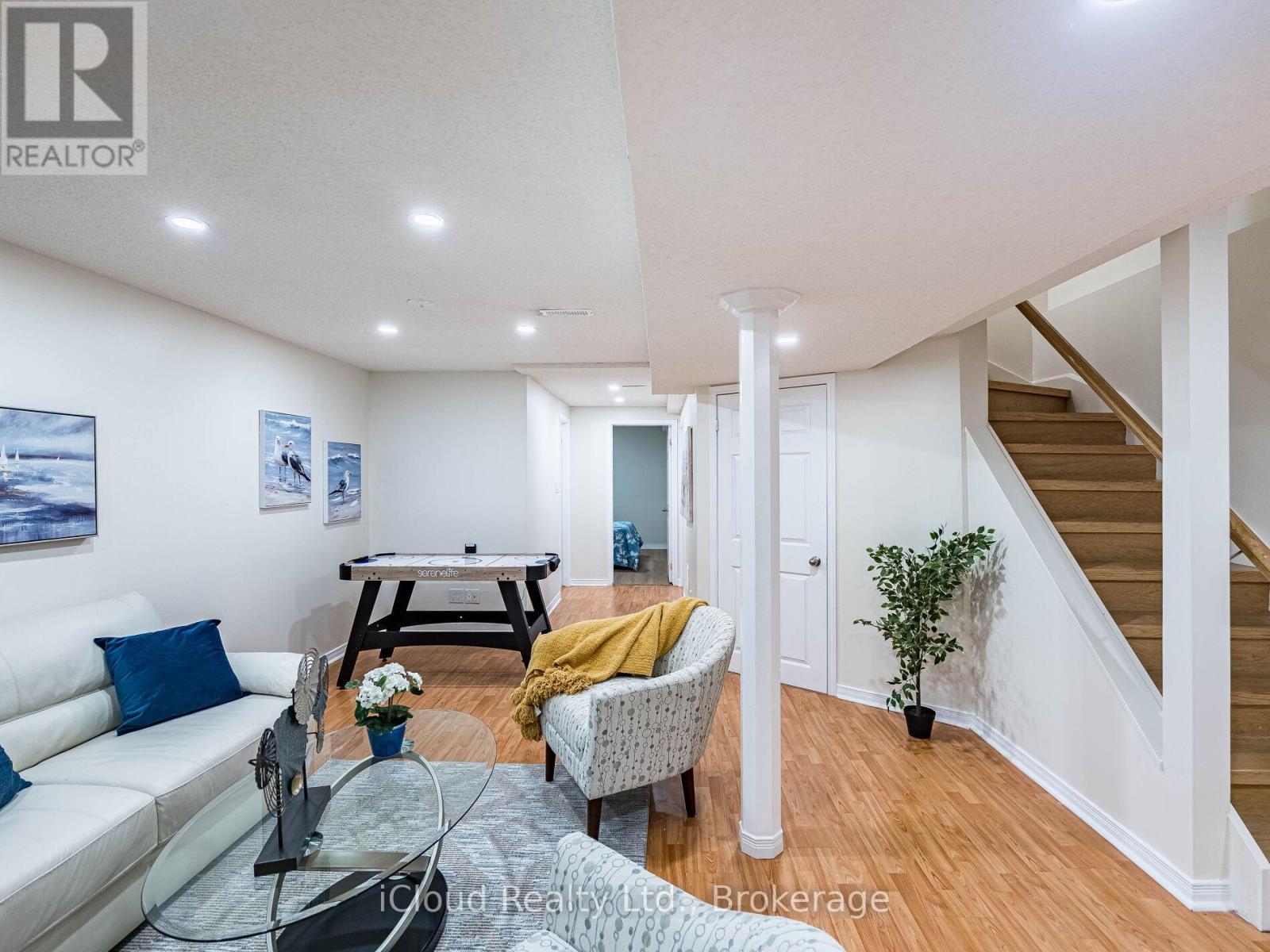 5238 Alicante Street, Mississauga, ON - Indoor