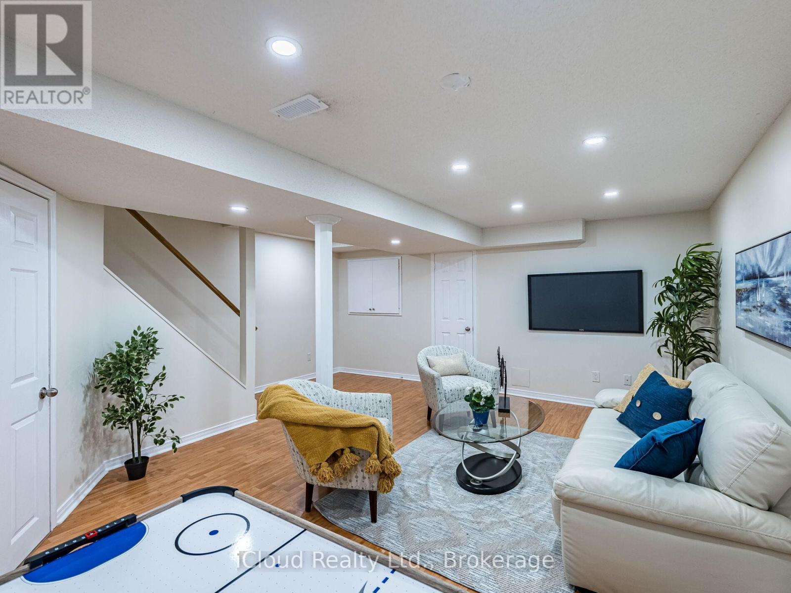 5238 Alicante Street, Mississauga, ON - Indoor Photo Showing Other Room