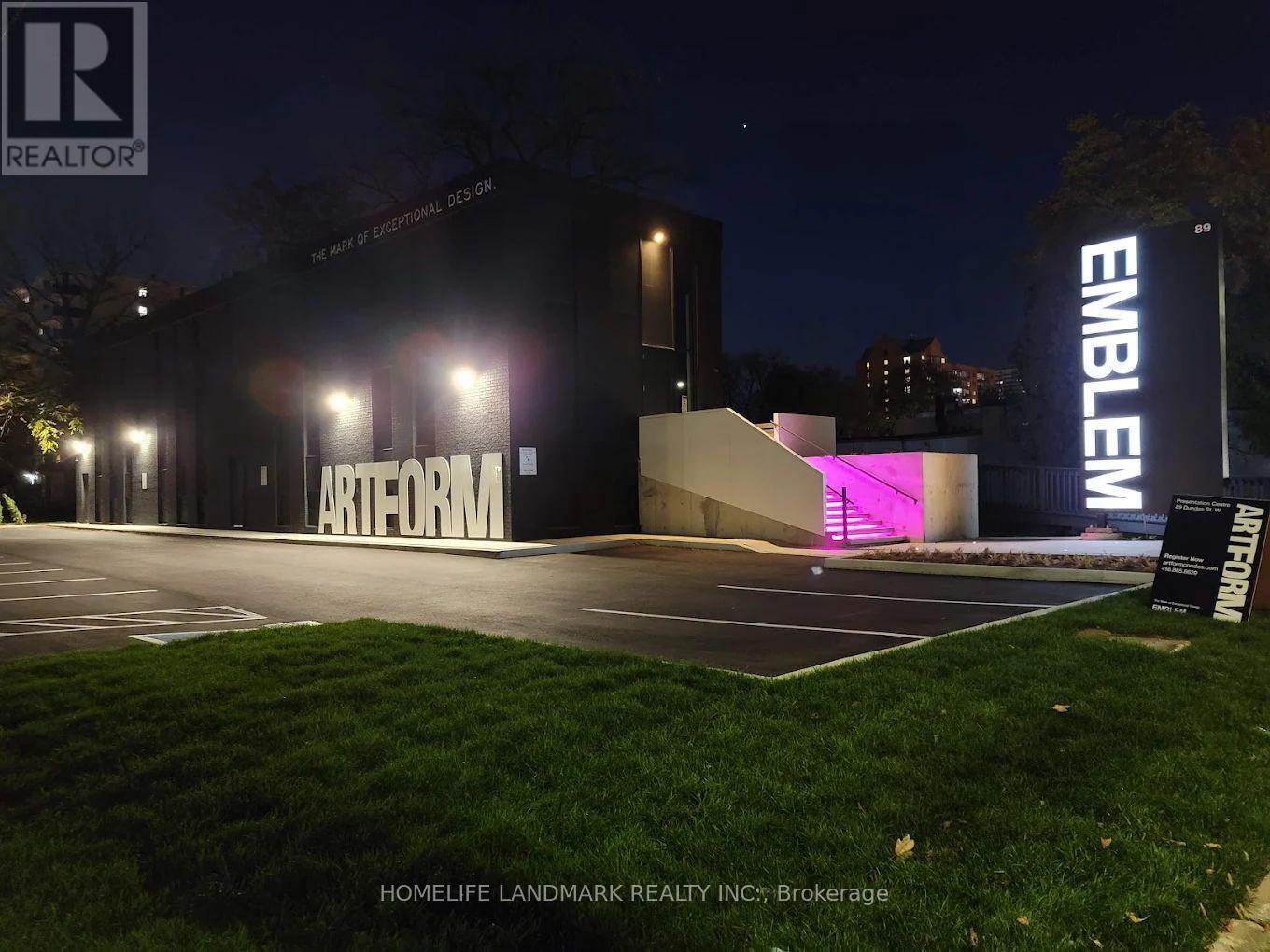 306 - 86 Dundas Street E, Mississauga, ON - Outdoor