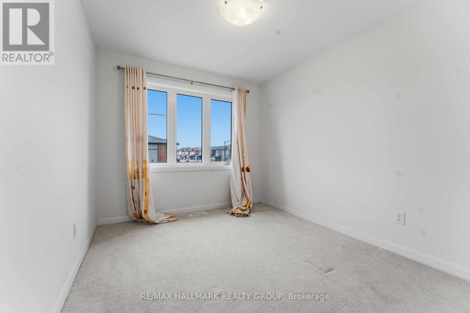 423 Silicon Way, Ottawa, ON - Indoor