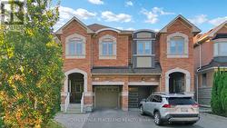 15 WESTOLIVIA TRAIL Vaughan, ON L4J 0C1