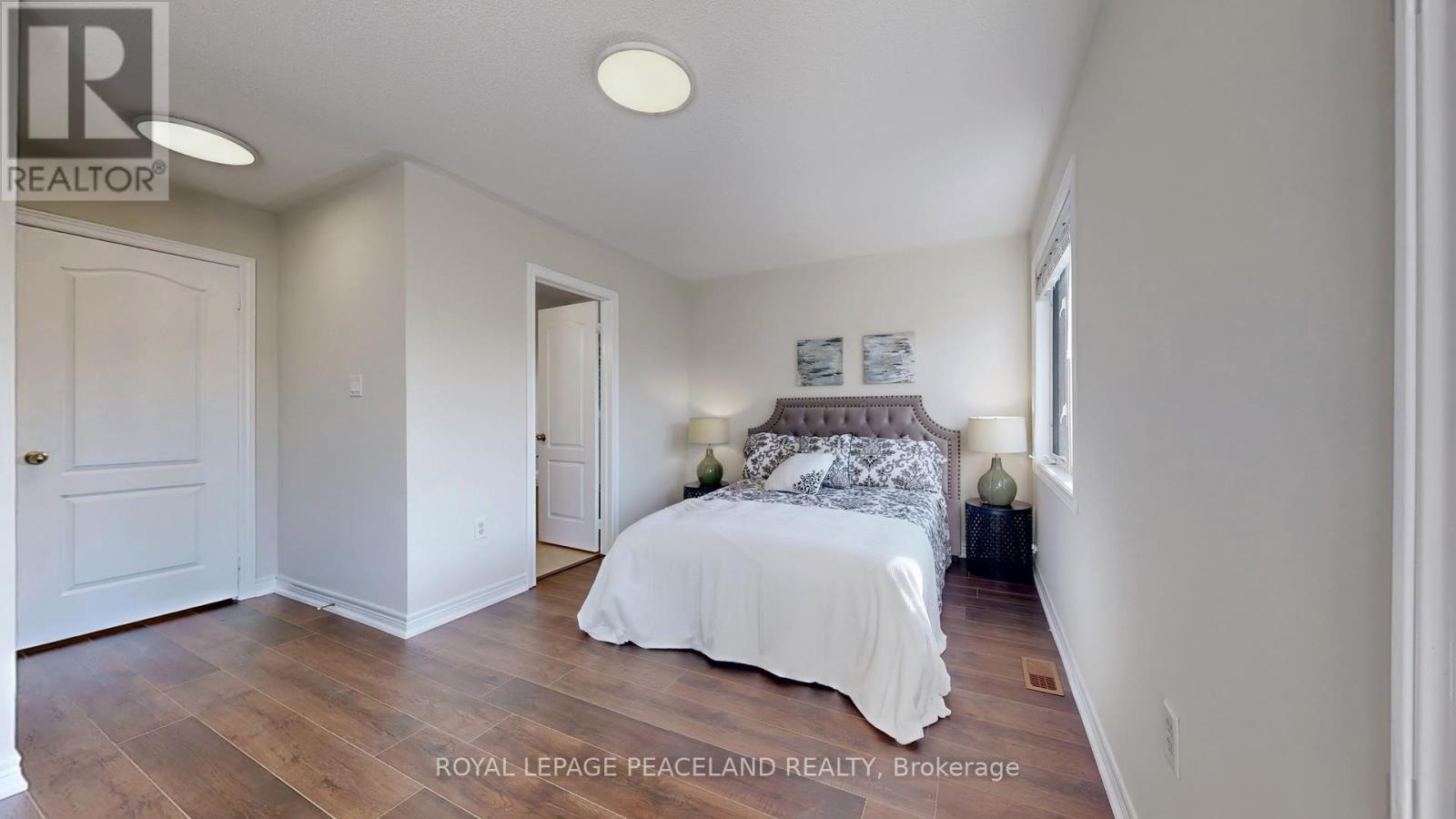15 Westolivia Trail, Vaughan, ON - Indoor Photo Showing Bedroom