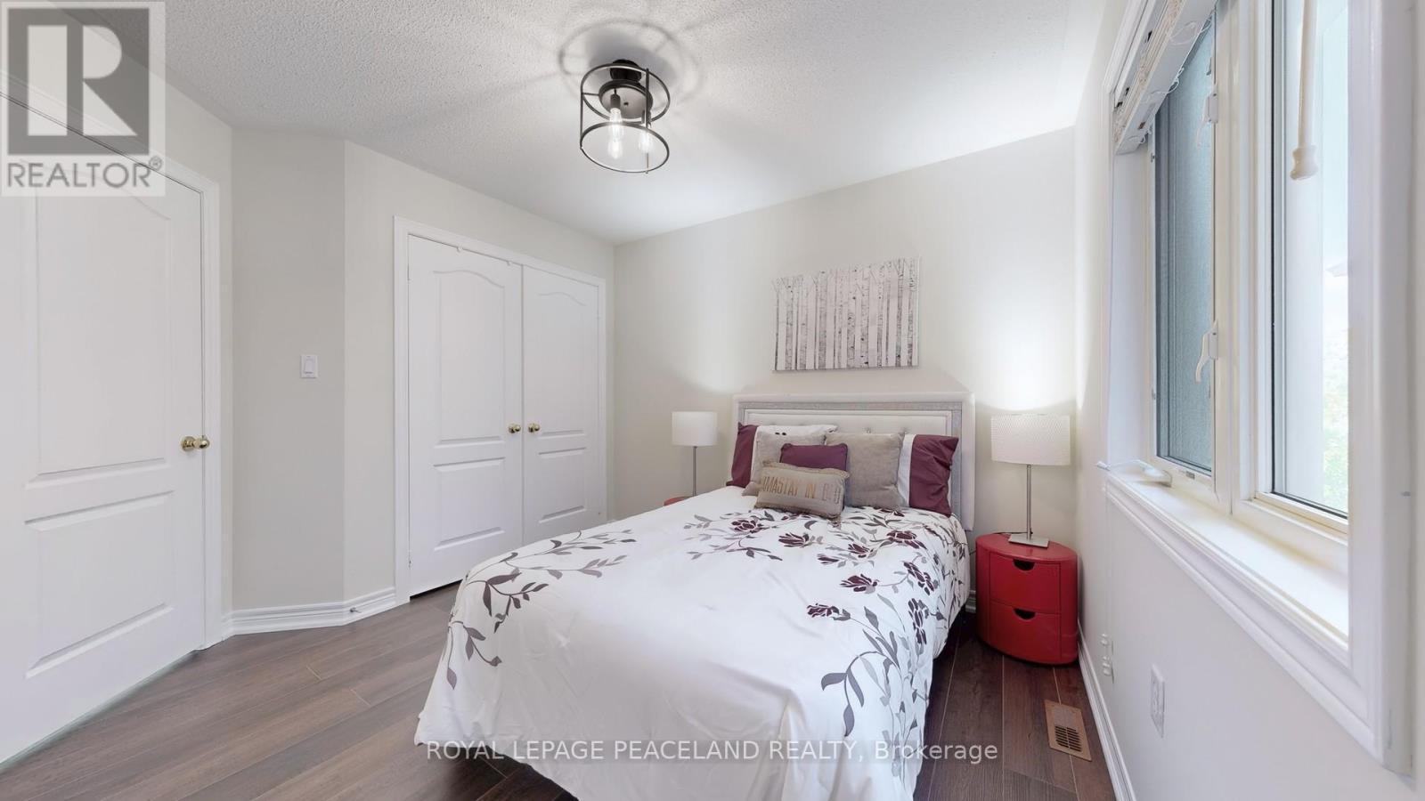 15 Westolivia Trail, Vaughan, ON - Indoor Photo Showing Bedroom