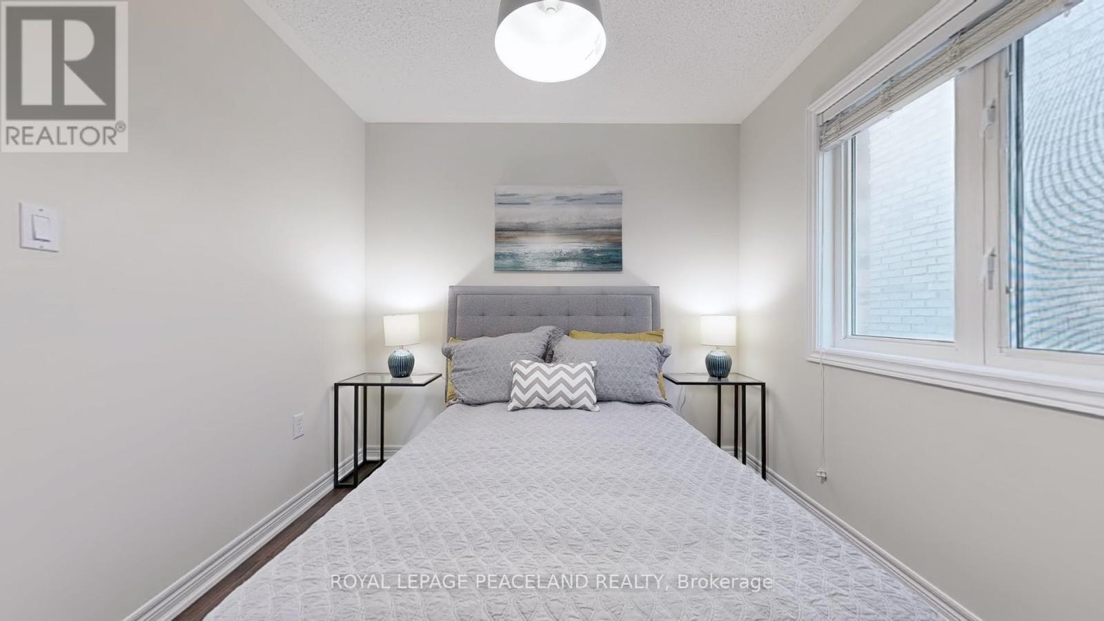 15 Westolivia Trail, Vaughan, ON - Indoor Photo Showing Bedroom