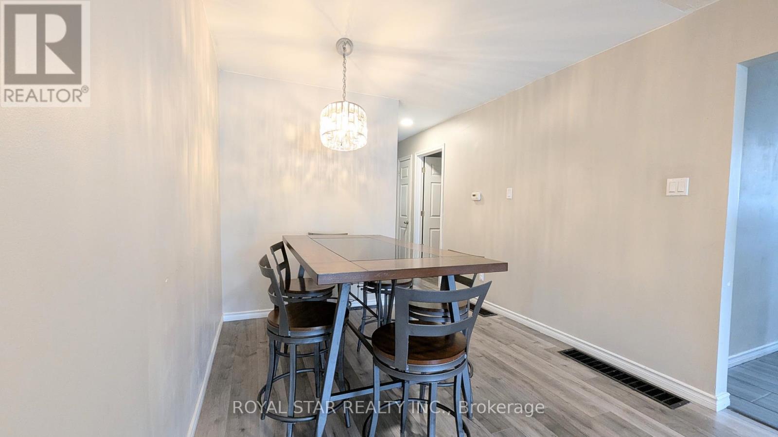 42 Witty Avenue, Ingersoll, ON - Indoor Photo Showing Dining Room