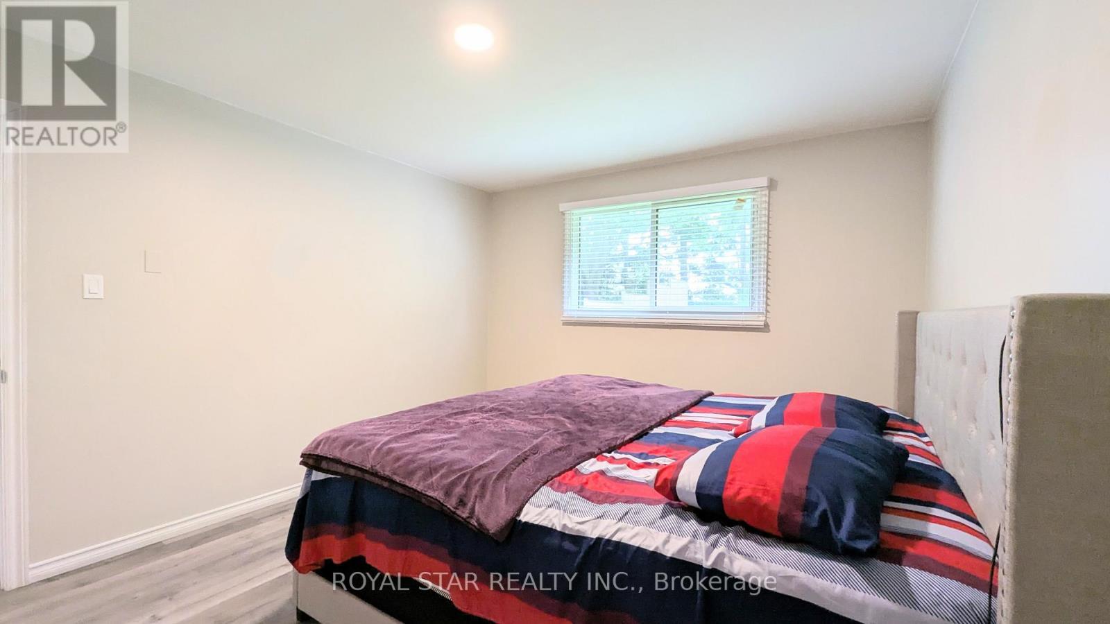 42 Witty Avenue, Ingersoll, ON - Indoor Photo Showing Bedroom