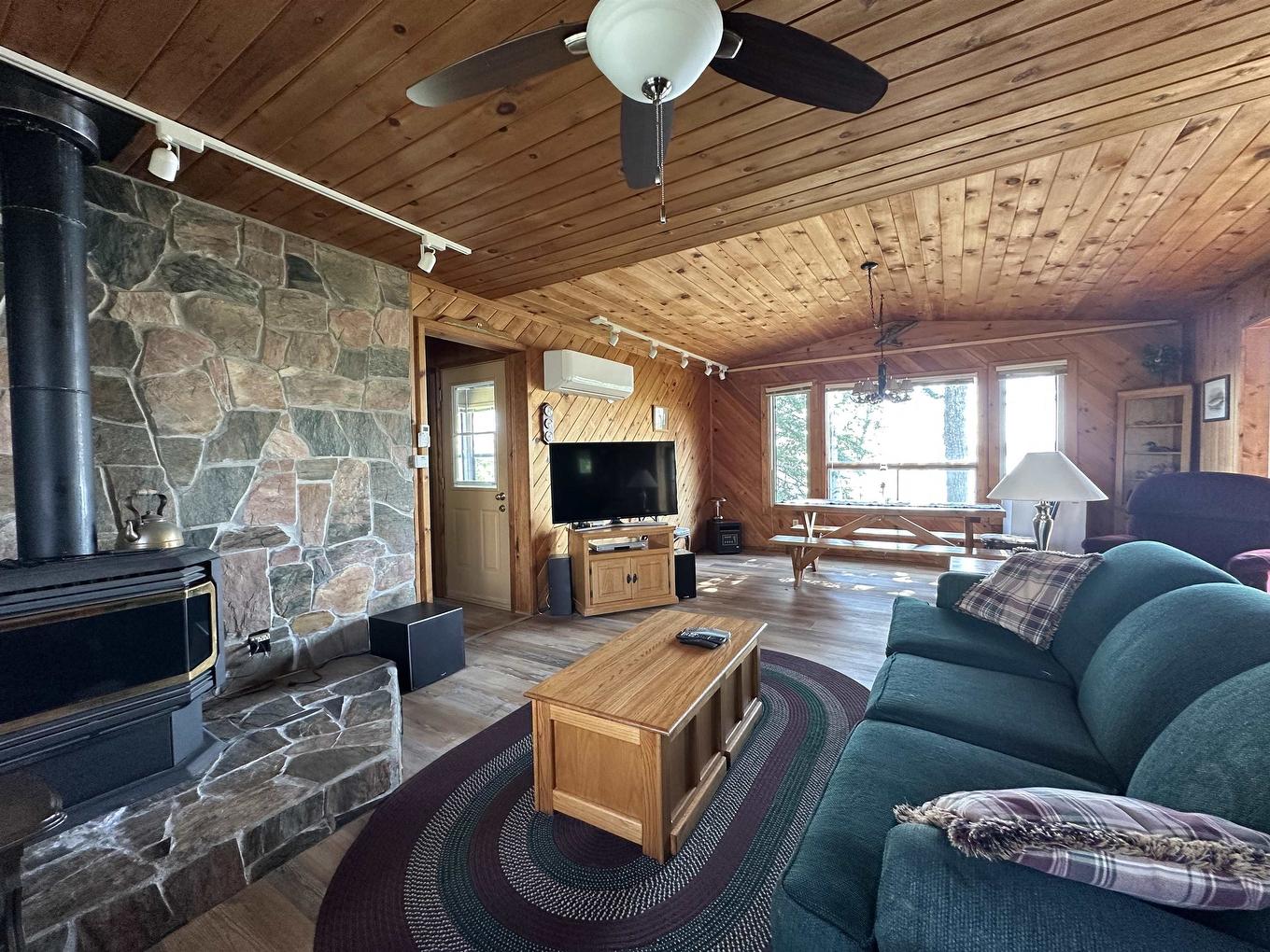 Pcl 41054 Ptarmigan Bay Lake Of The Woods, Unorganized, ON