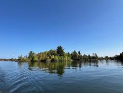 G 734 Rainy Lake Fort Frances, ON P9A 3M3