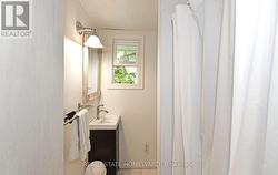 Renovated 3-Piece bathroom -