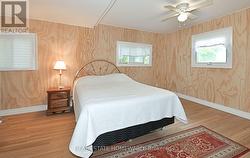 Huge primary bedroom -