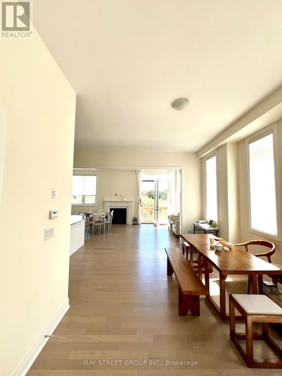115B Bond Crescent, Richmond Hill, ON - Indoor Photo Showing Dining Room