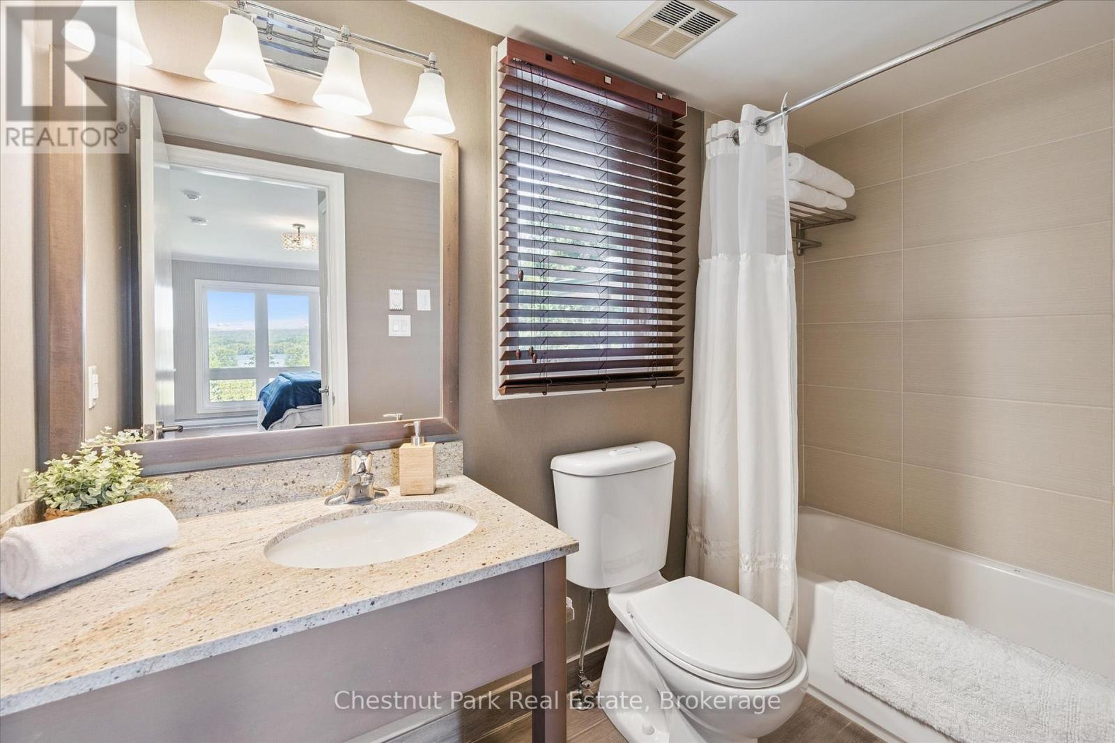 Primary Bedroom Ensuite Bathroom - 31-303 - 1235 Deerhurst Drive, Huntsville (Chaffey), ON - Indoor Photo Showing Bathroom