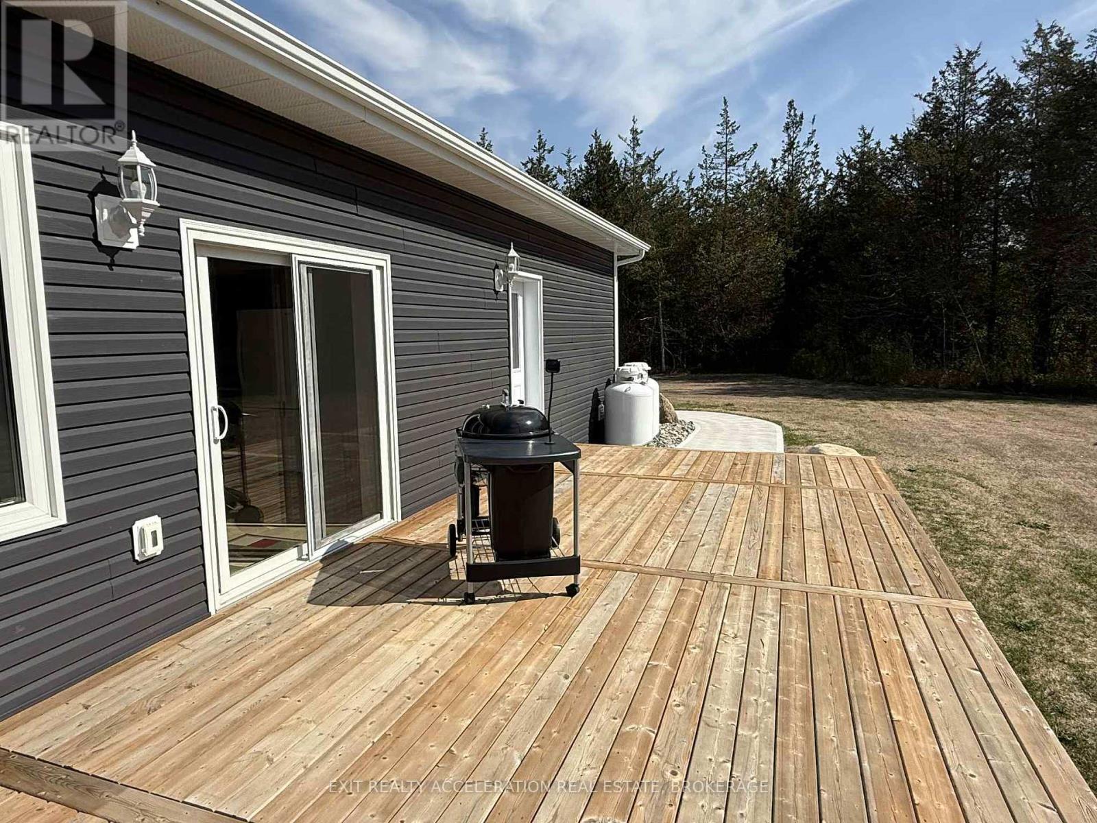 842 County Road 9, Greater Napanee, ON - Outdoor With Deck Patio Veranda With Exterior