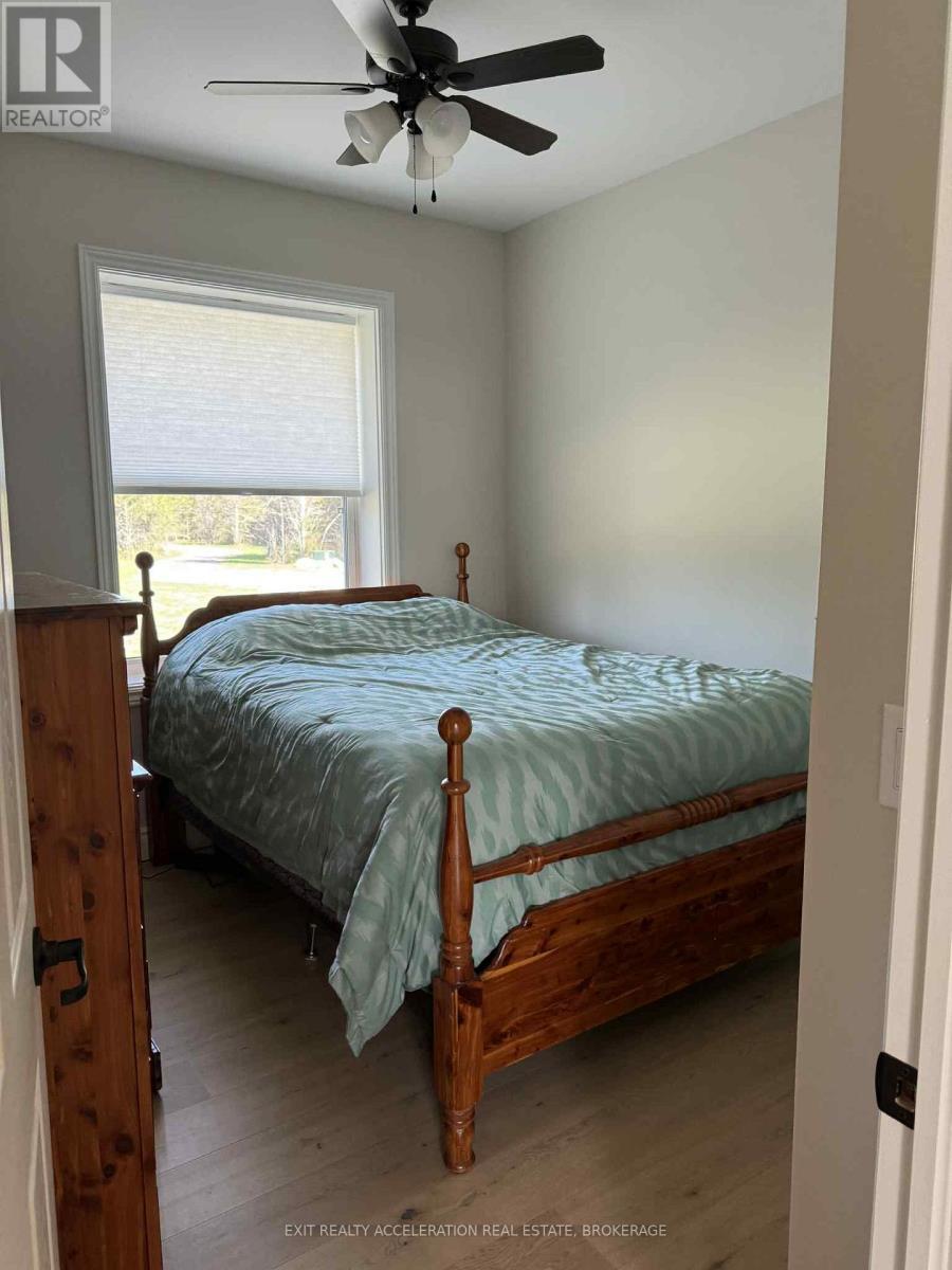 842 County Road 9, Greater Napanee, ON - Indoor Photo Showing Bedroom