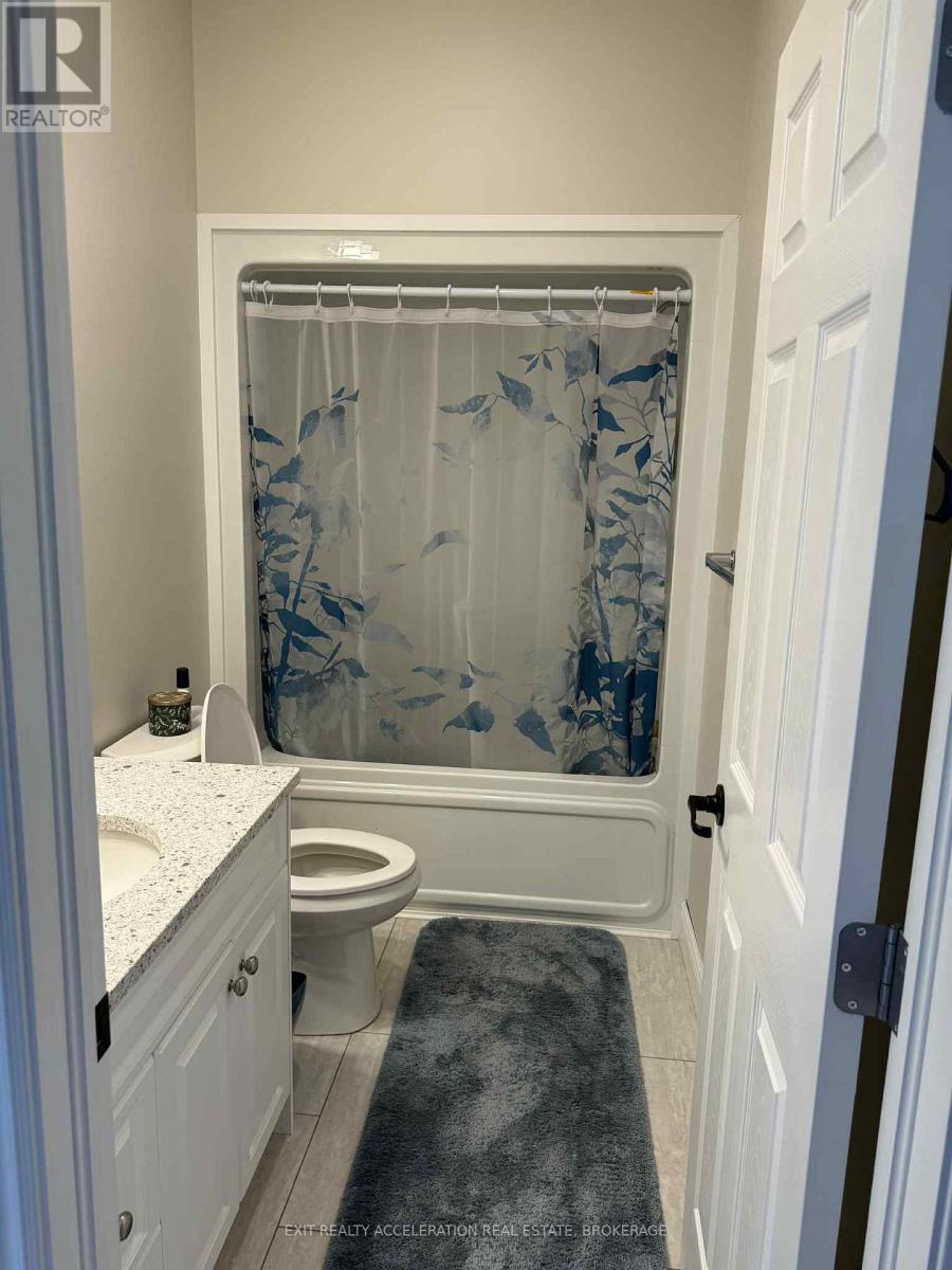 842 County Road 9, Greater Napanee, ON - Indoor Photo Showing Bathroom