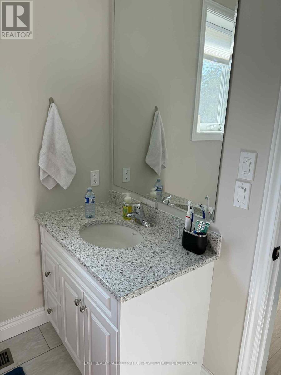 842 County Road 9, Greater Napanee, ON - Indoor Photo Showing Bathroom