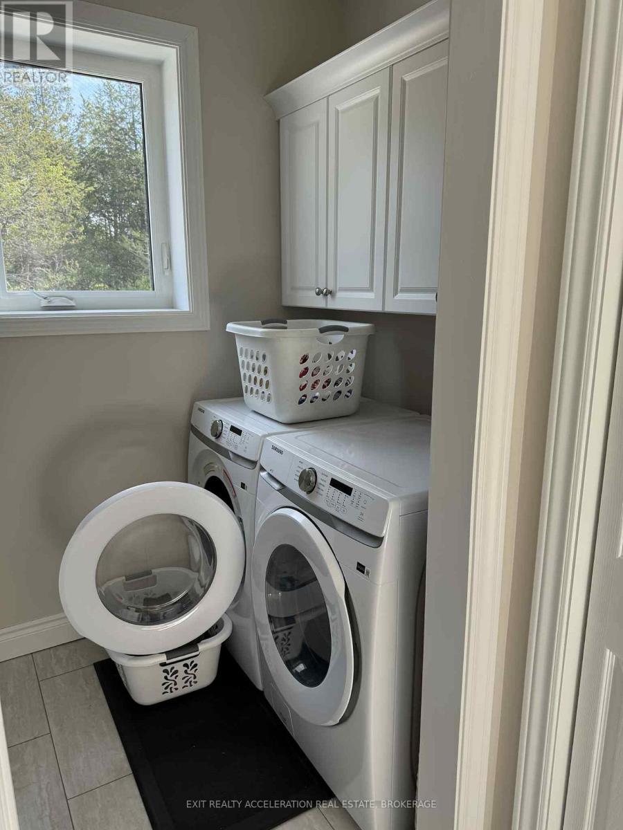 842 County Road 9, Greater Napanee, ON - Indoor Photo Showing Laundry Room