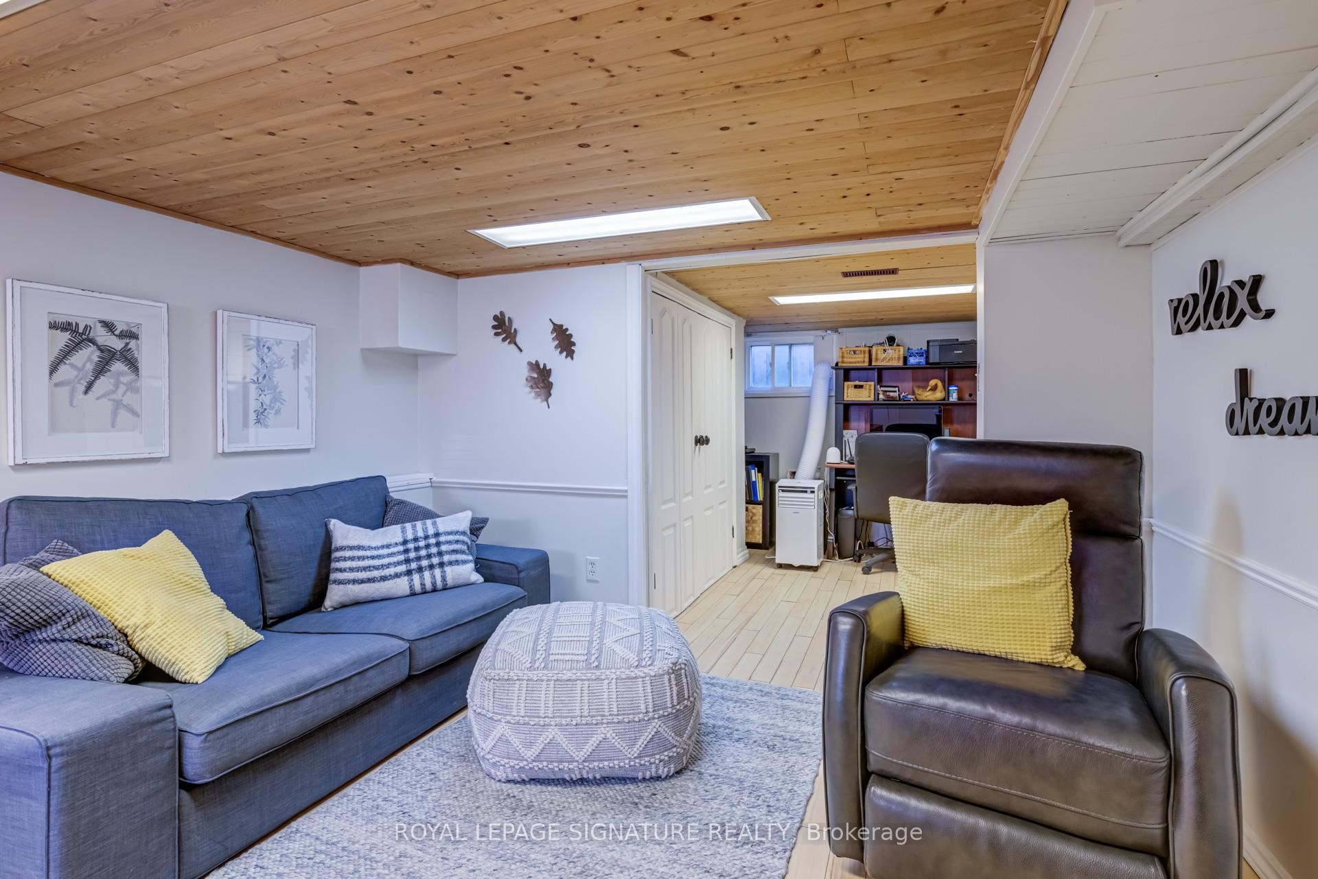 755 Maple Avenue, Burlington, ON - Indoor