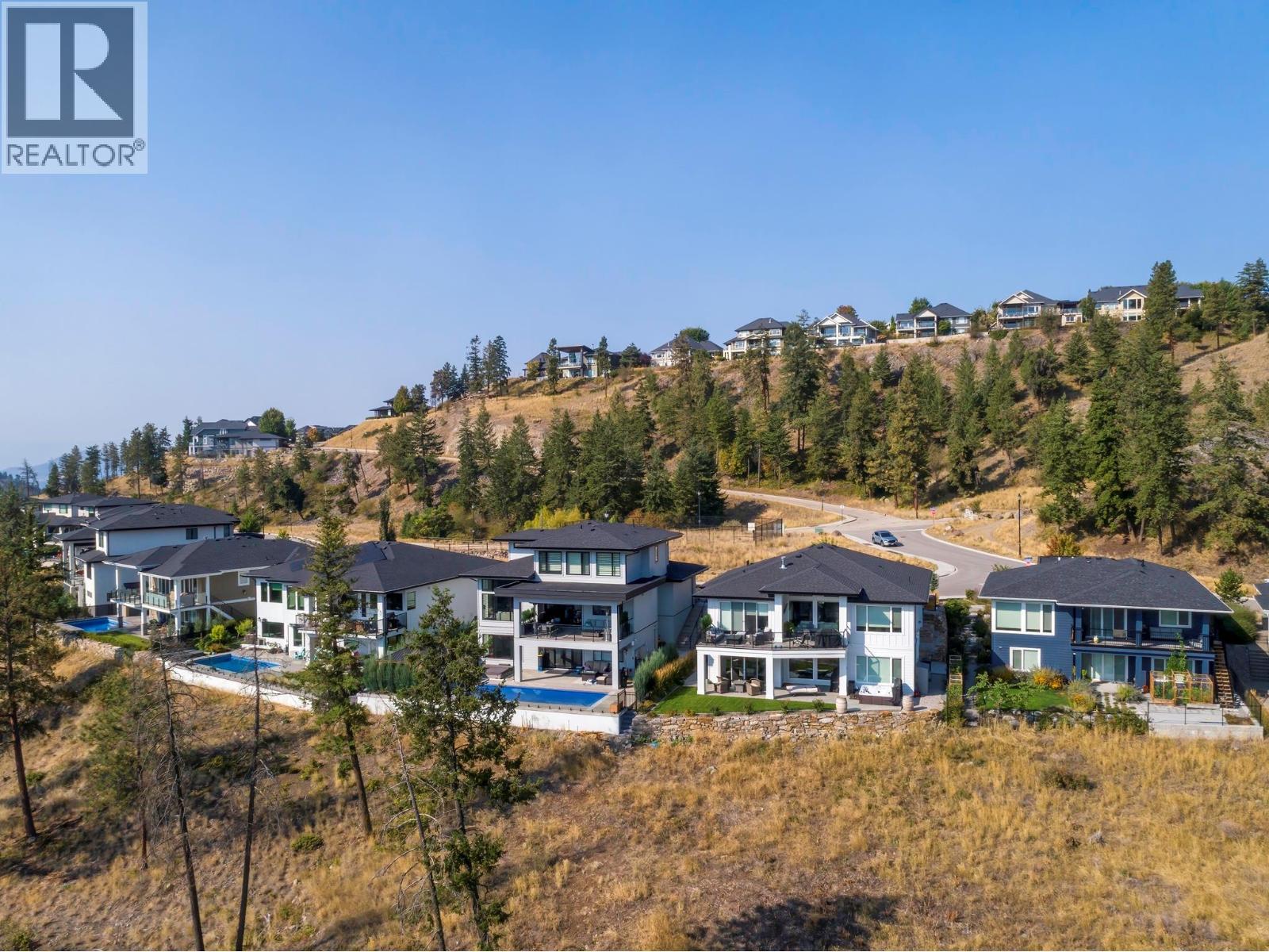""Access to km's of hiking trails a block away"" - 154 Echo Ridge Drive, Kelowna, BC - Outdoor