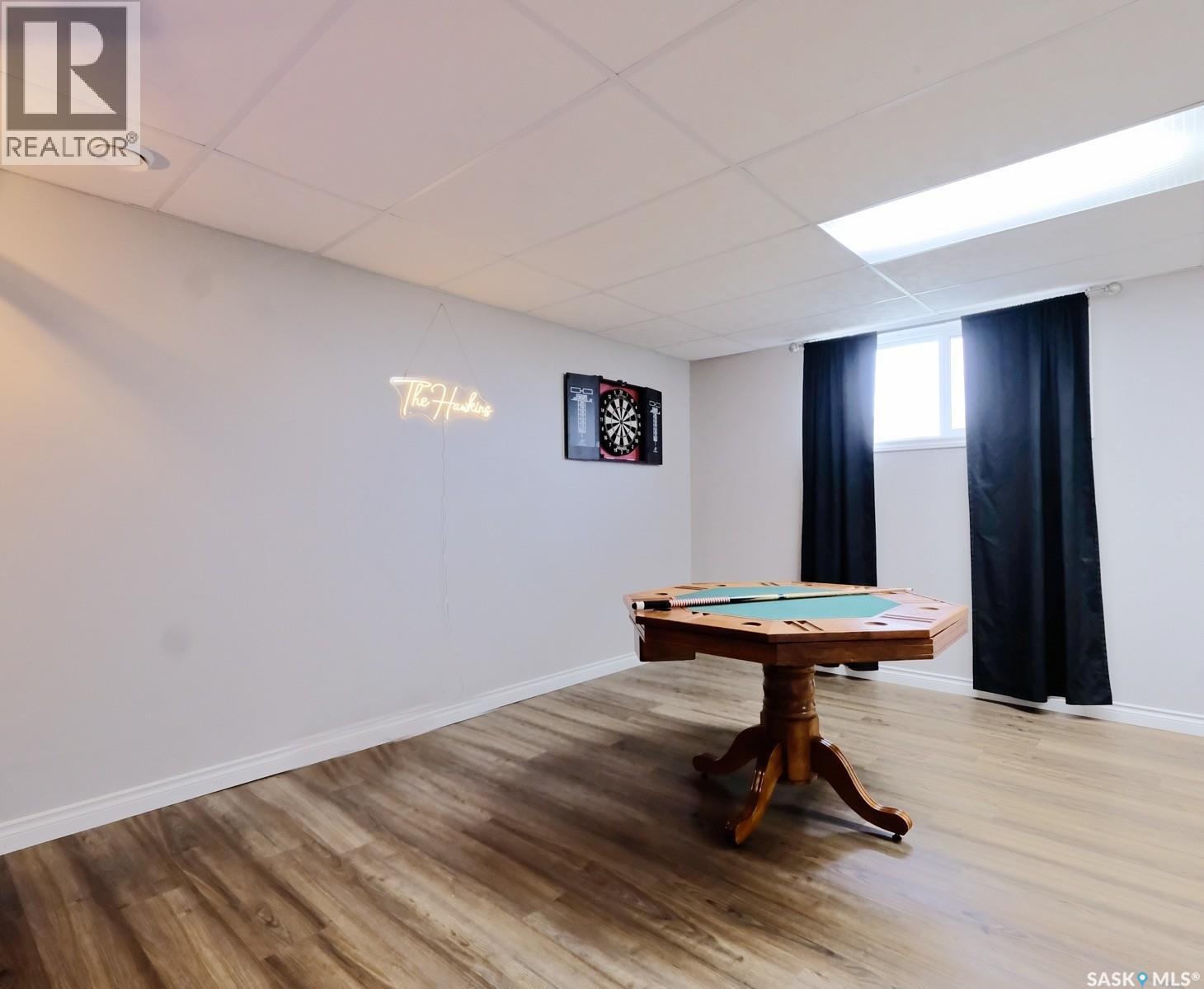 106 8Th Avenue W, Biggar, SK - Indoor Photo Showing Other Room