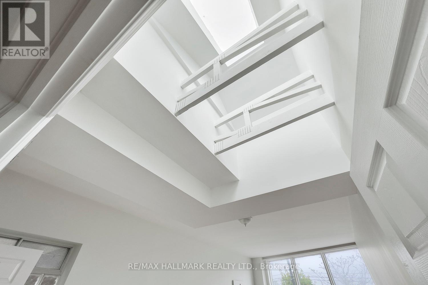 3631 Dundas Street W, Toronto, ON