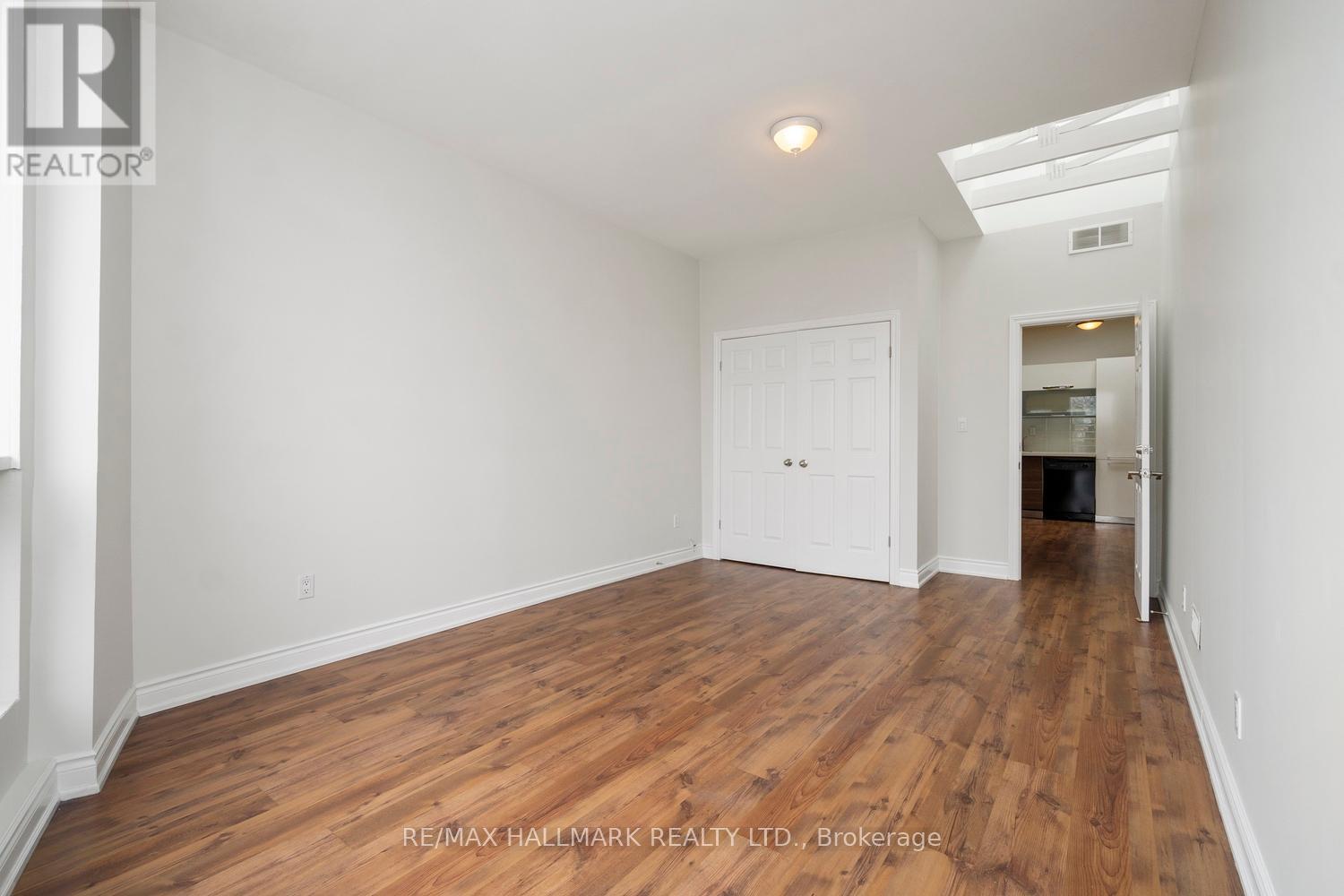 3631 Dundas Street W, Toronto, ON