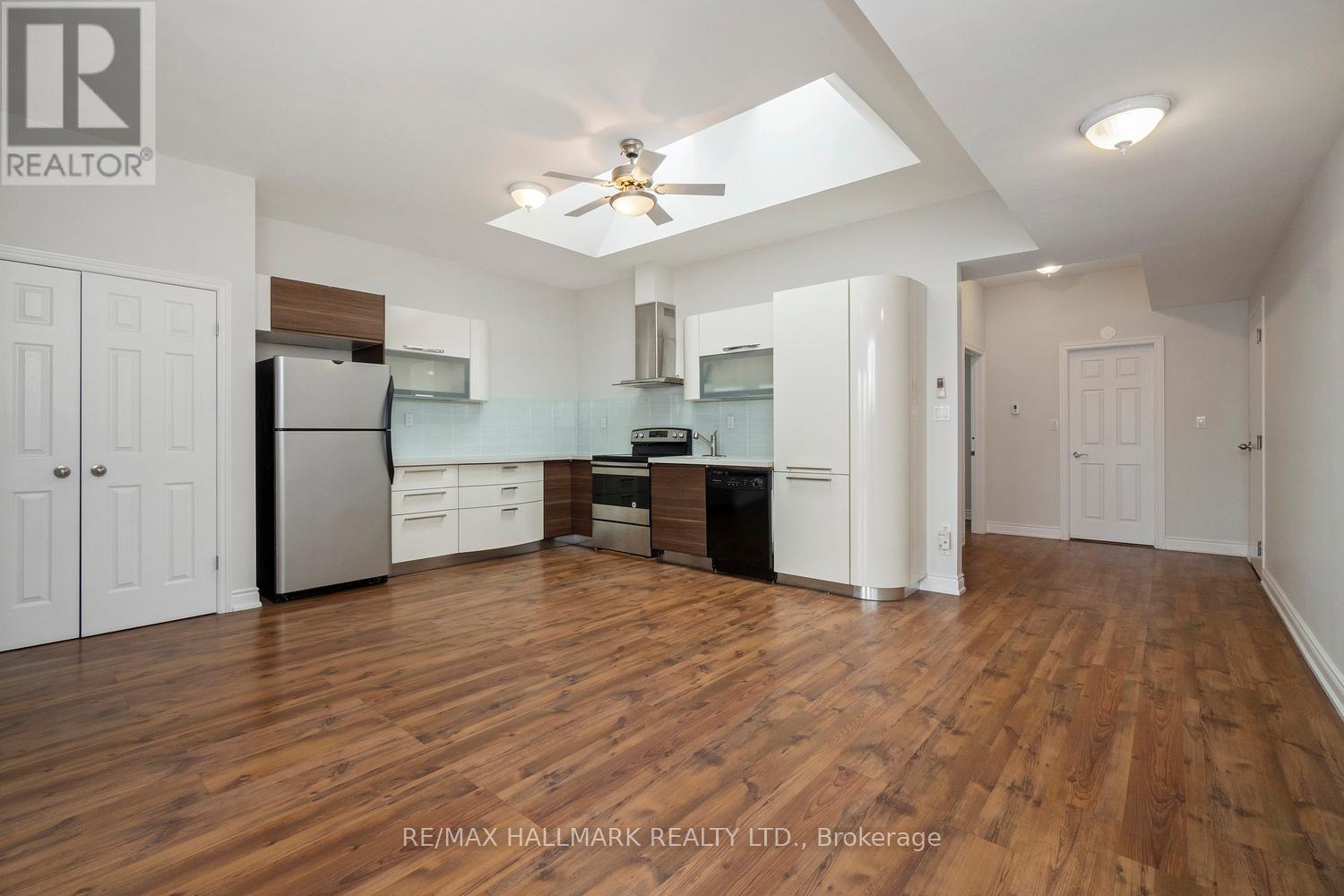 3631 Dundas Street W, Toronto, ON