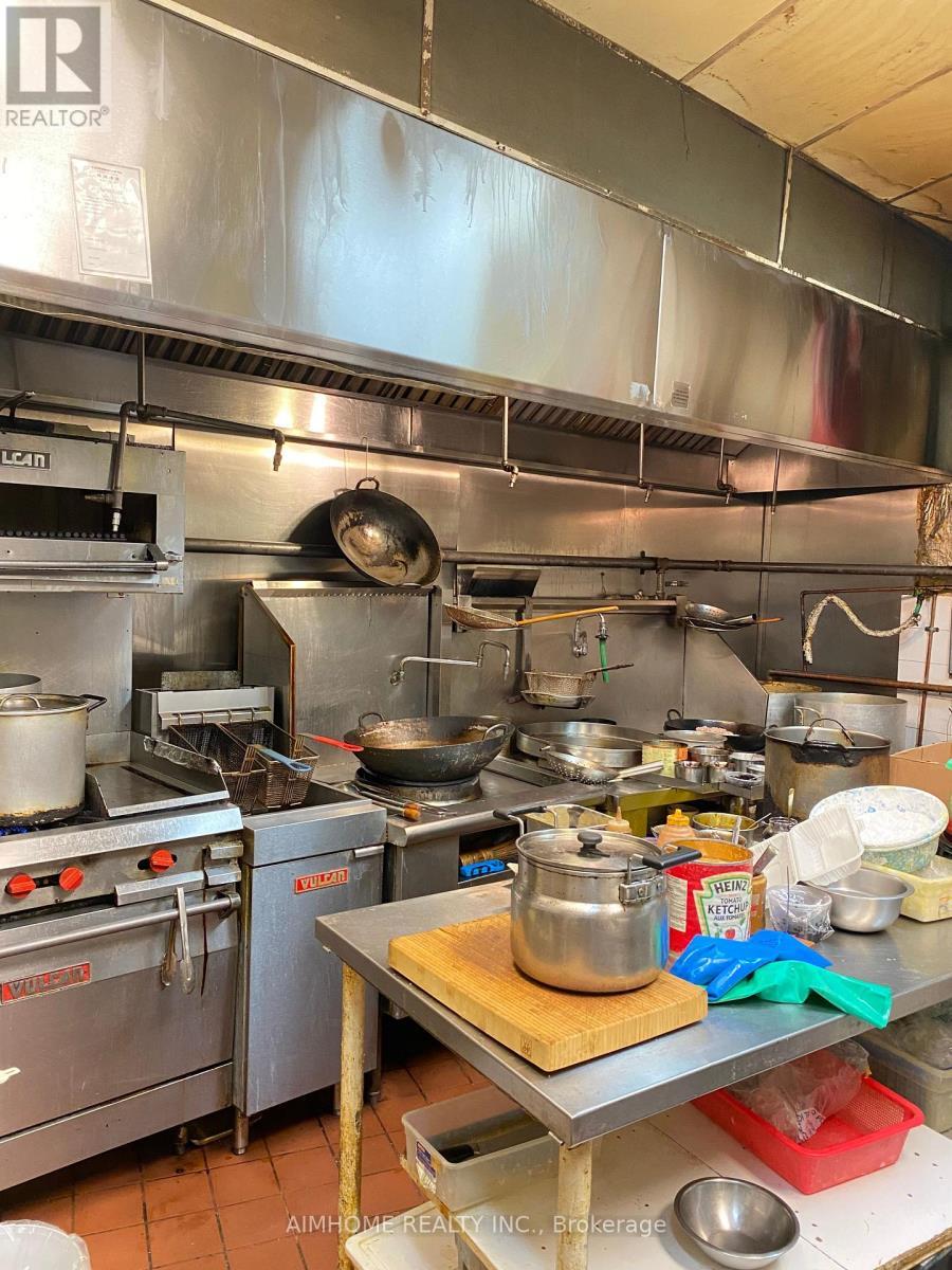 F10-F11 - 8 Glen Watford Drive, Toronto, ON