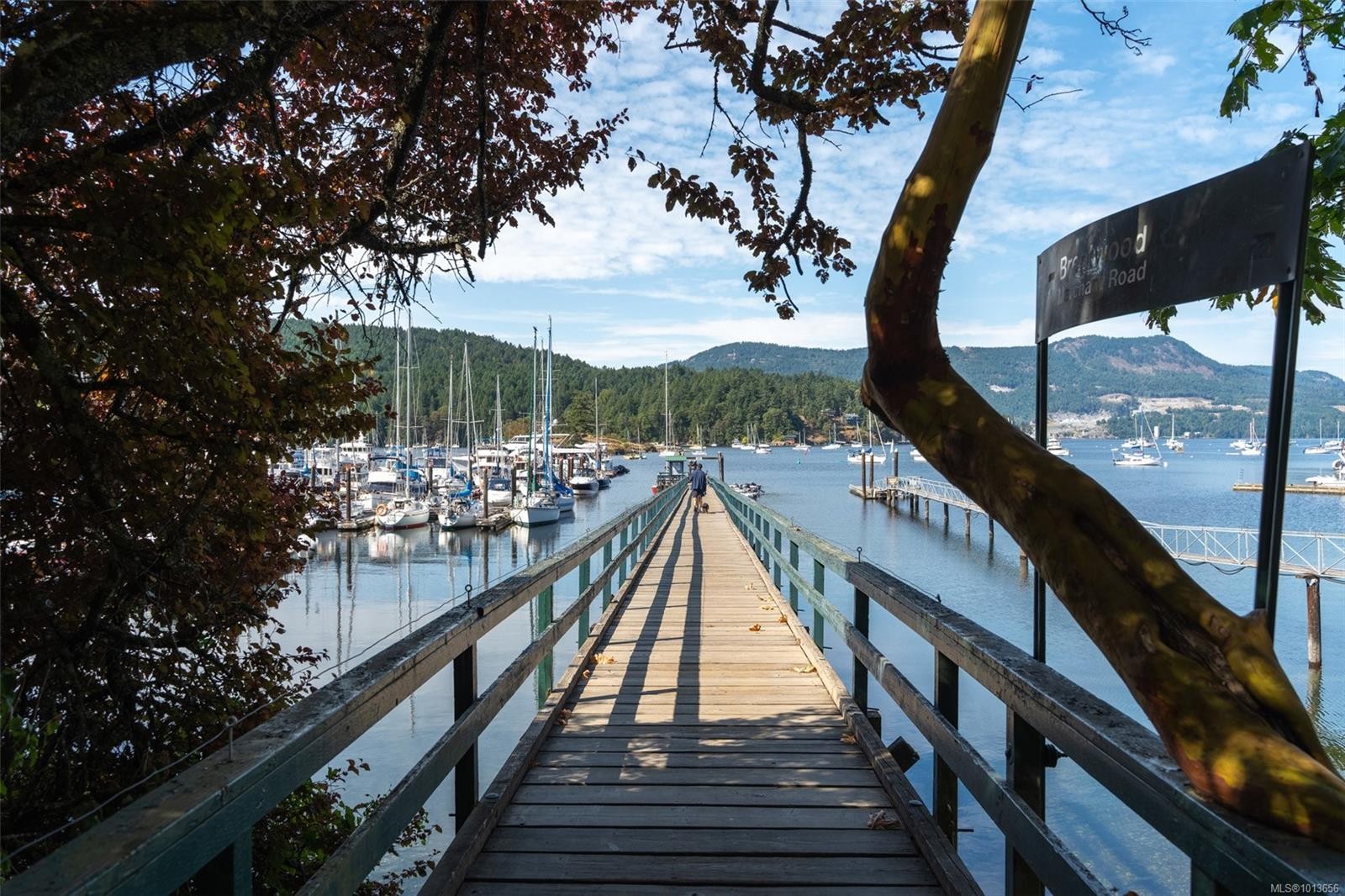 1208 Marchant Rd, Central Saanich, BC