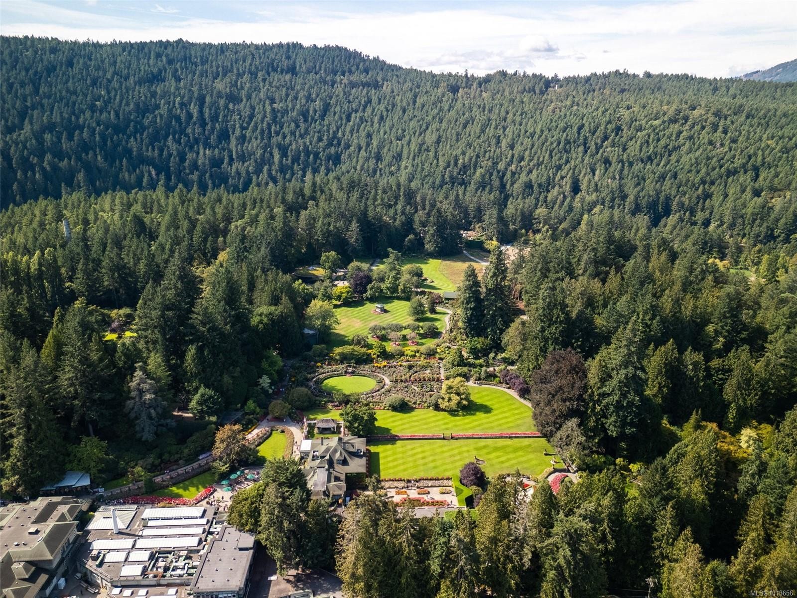 1208 Marchant Rd, Central Saanich, BC