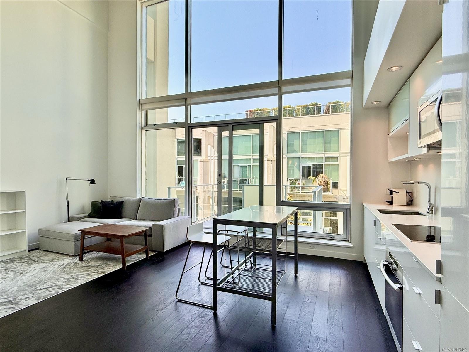 438-770 Fisgard St, Victoria, BC - Indoor