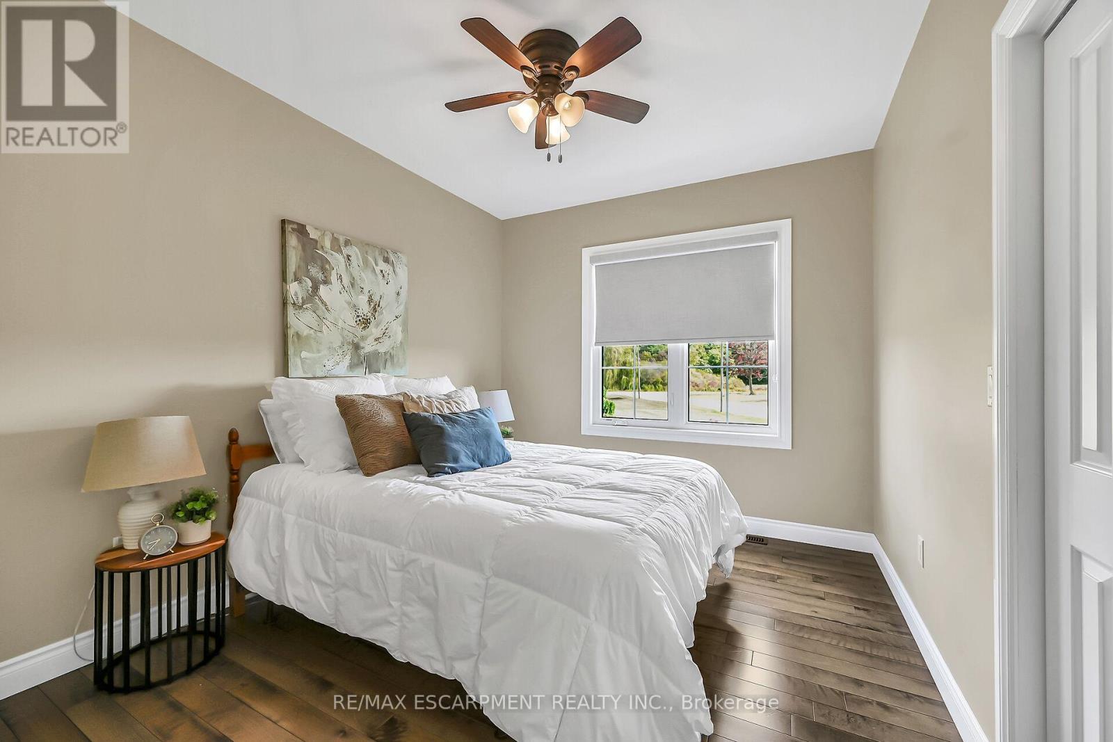 175 Yaremy Road, Haldimand, ON - Indoor Photo Showing Bedroom