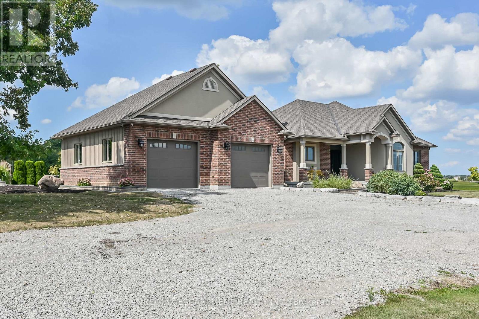 175 Yaremy Road, Haldimand, ON - Outdoor With Facade