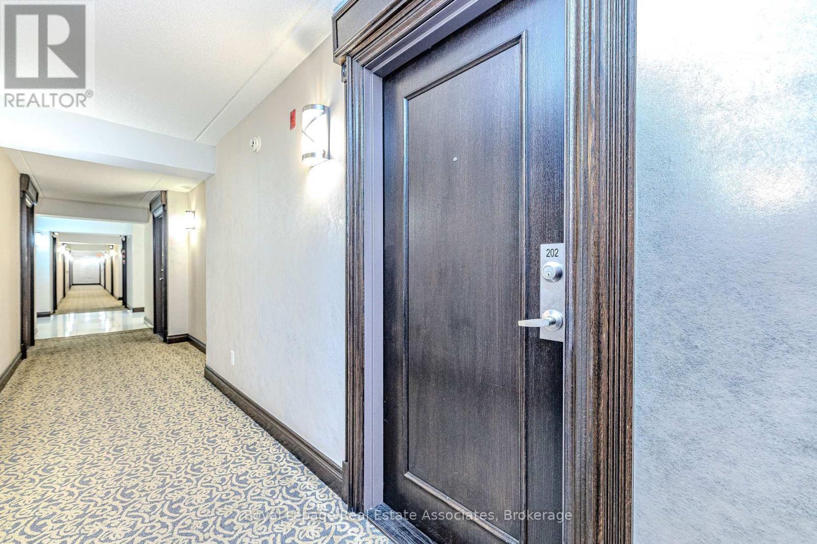 202 - 60 Via Rosedale Way, Brampton, ON - Indoor Photo Showing Other Room