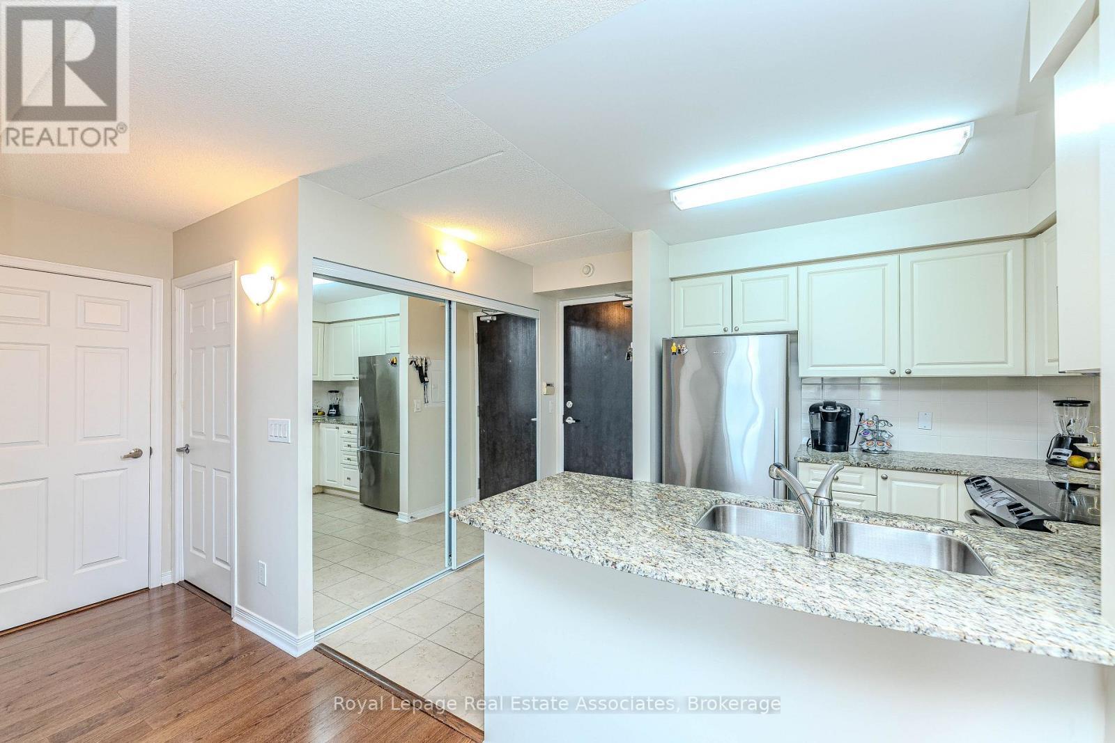 202 - 60 Via Rosedale Way, Brampton, ON - Indoor Photo Showing Kitchen With Double Sink With Upgraded Kitchen