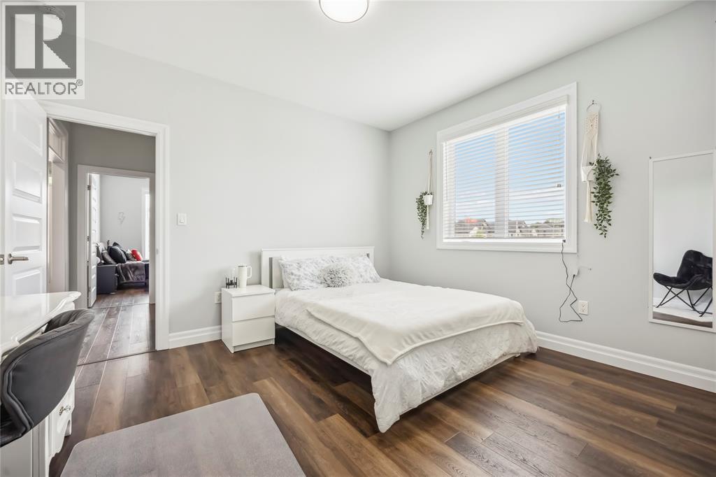 452 Chrisvale Boulevard, Sarnia, ON - Indoor Photo Showing Bedroom