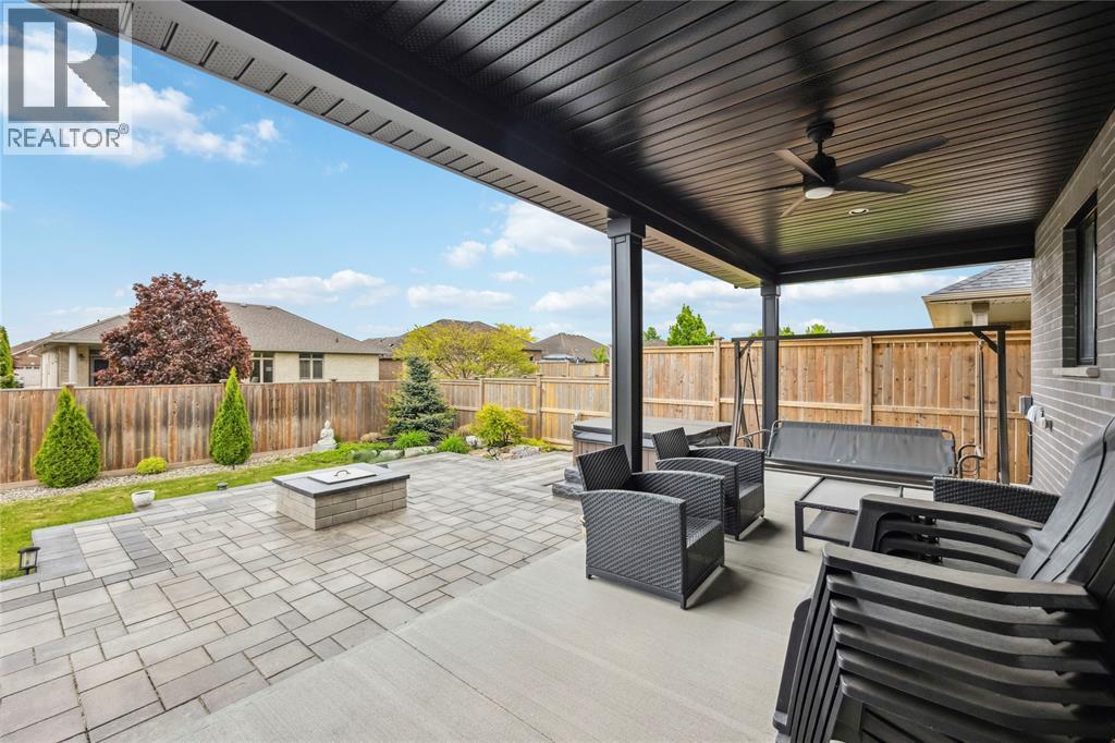 452 Chrisvale Boulevard, Sarnia, ON - Outdoor With Deck Patio Veranda With Exterior