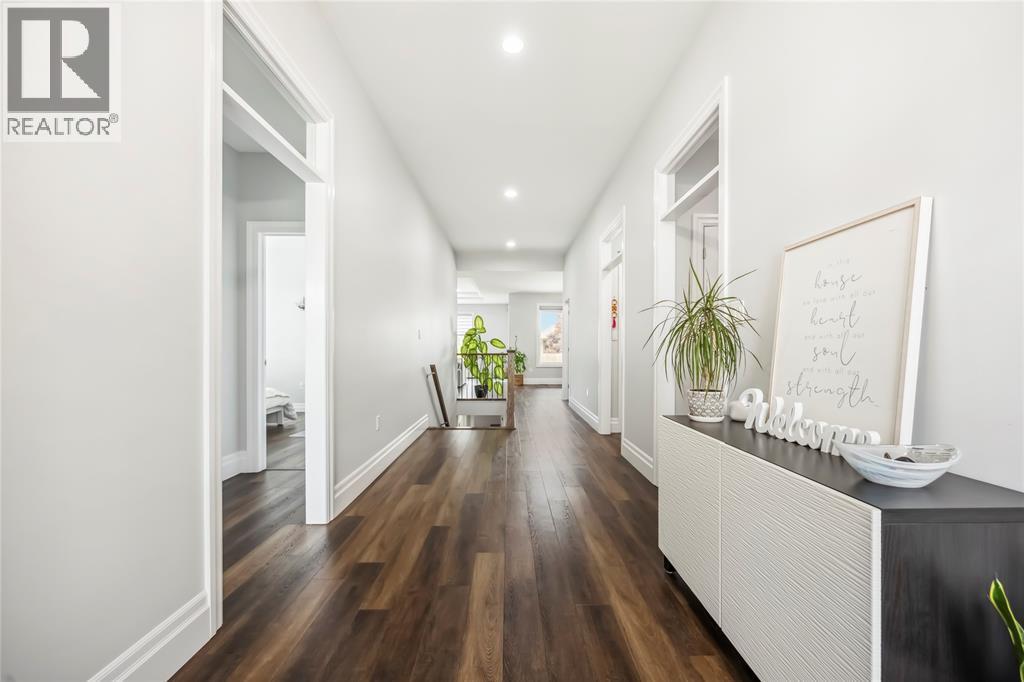 452 Chrisvale Boulevard, Sarnia, ON - Indoor Photo Showing Other Room