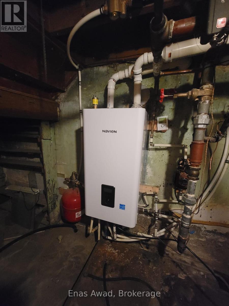 724 Third Avenue, Peterborough (Otonabee Ward 1), ON - Indoor Photo Showing Basement