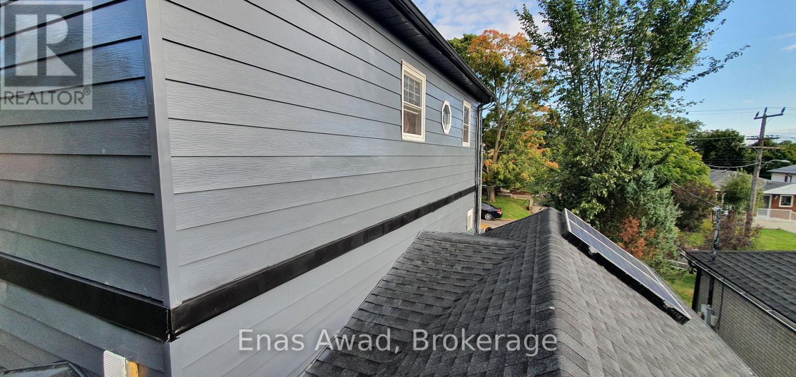 724 Third Avenue, Peterborough (Otonabee Ward 1), ON - Outdoor With Exterior