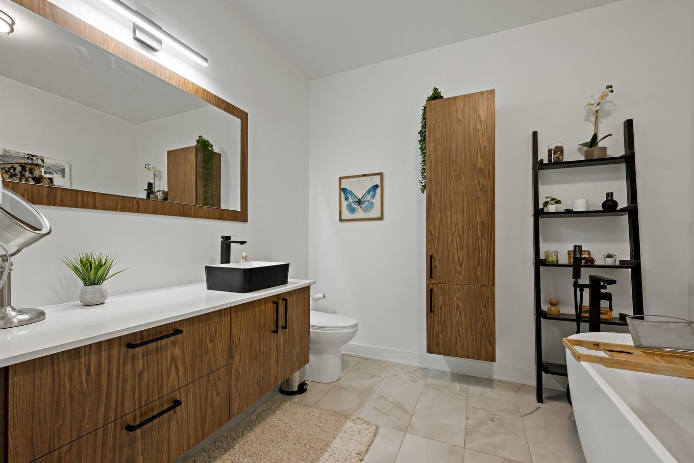 Salle de bains - 202-281 Rue Principale, Saint-Donat, QC - Indoor Photo Showing Bathroom